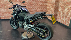 BMW F900 R
